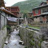 <h2>Tibetan houses along the river.&nbsp;</h2>