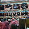 Monks gathered in the Assembly Hall's inner courtyard ['du khang] for the morning teachings.
