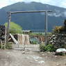 The gate to a private residence in the village of sPyi pa, in Kong po